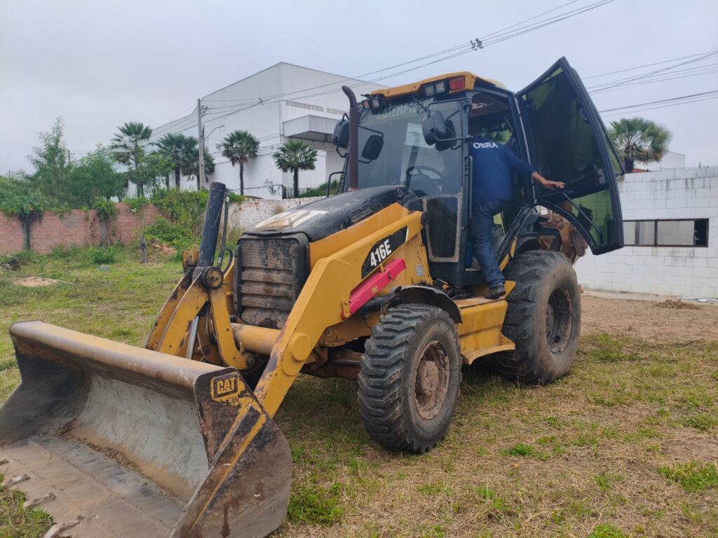 operador de retroescavadeira em teresina